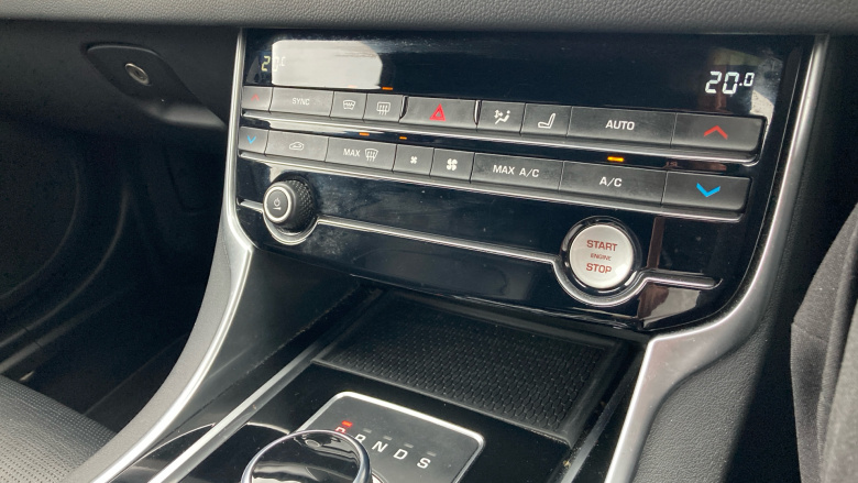 Jaguar XF 2.0d [180] R-Sport 4dr Auto Diesel Saloon